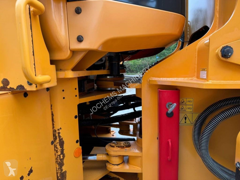 Shovel Hyundai A