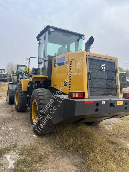 Nakladač XCMG LW300KN