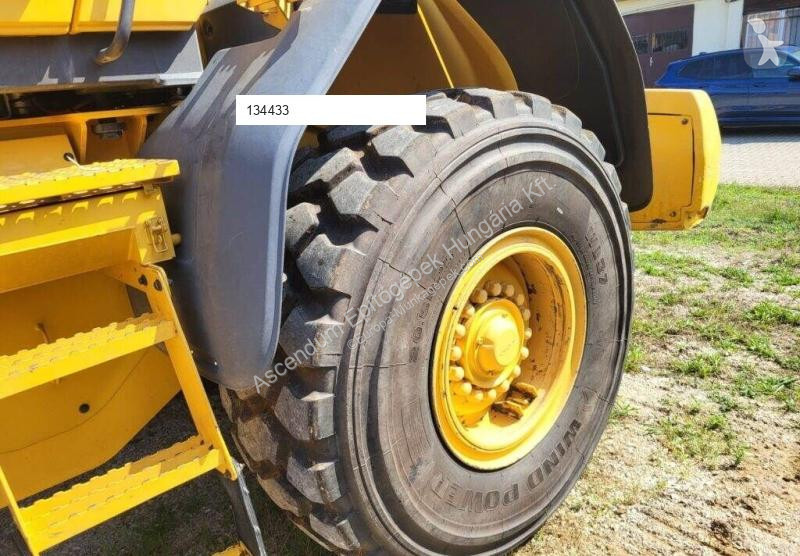 Nakladač Volvo
