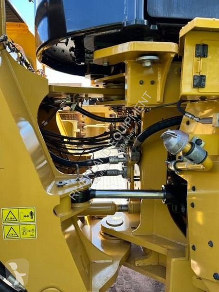 Nakladač Caterpillar 980 demo 2022 with only...