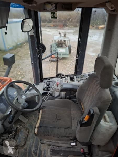 Chargeuse Hitachi  W270
