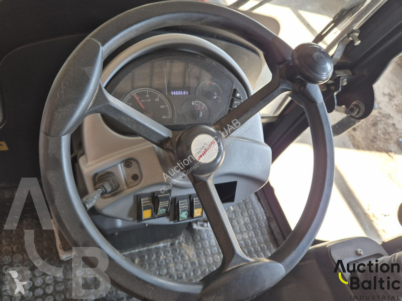 Nakladač Schäffer 5680T