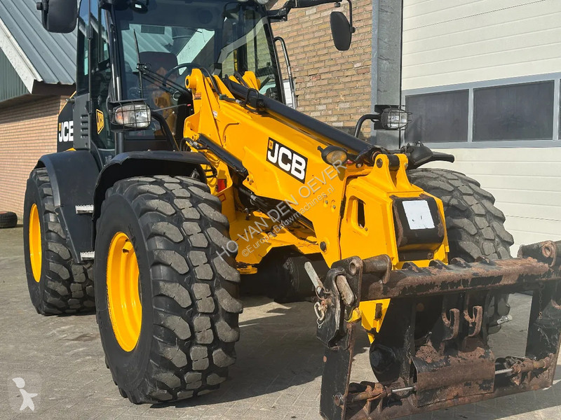 Chargeuse JCB s agri