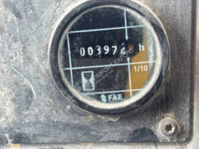 Pala cargadora Volvo 121 17000KG