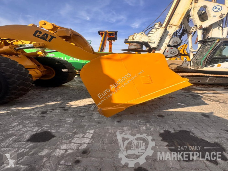Caterpillar  loader