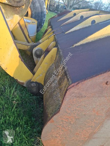 Nakladač Komatsu