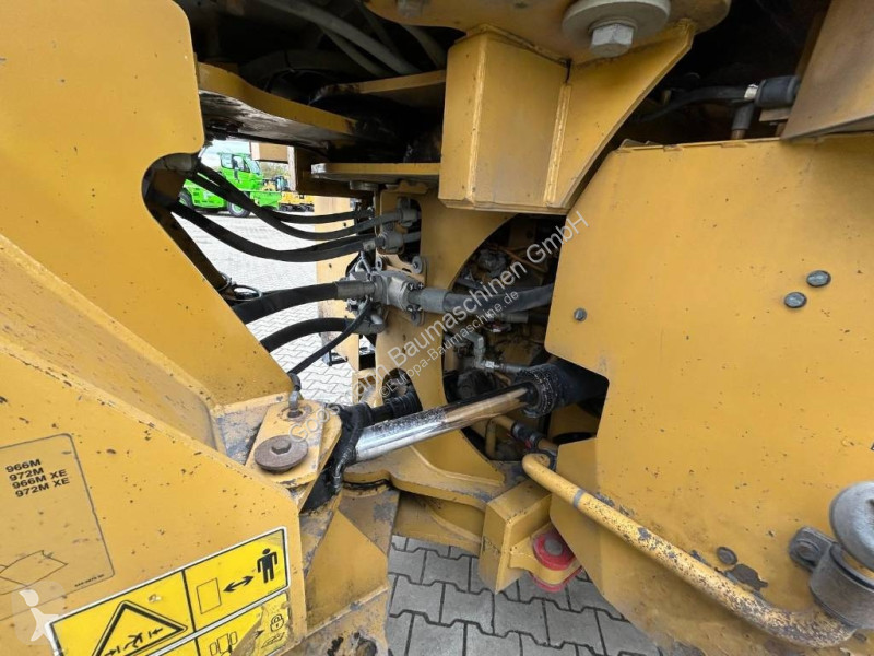 Nakladač Caterpillar 972 M