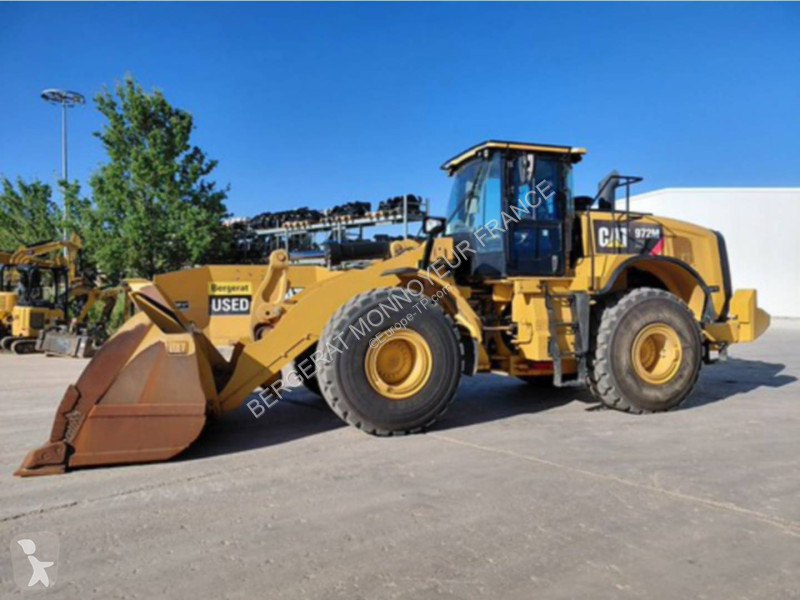 Nakladač Caterpillar 972M XE