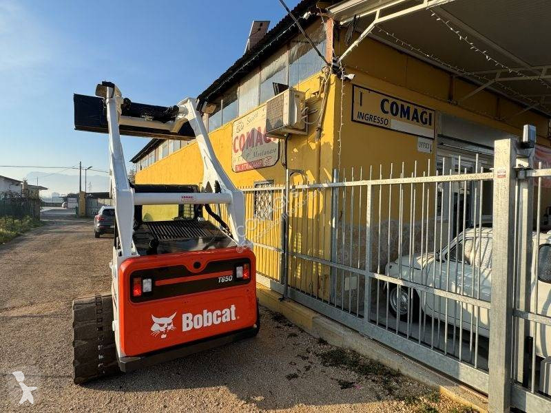 Nakladač Bobcat