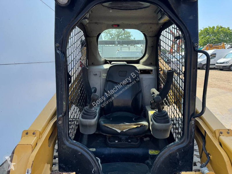 Nakladač Caterpillar 259D - Two-Speed Compact...
