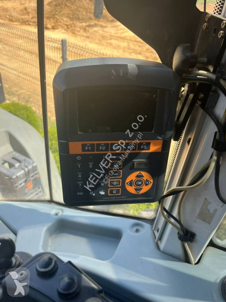 Nakladač Liebherr Xpower * VEI HELPER X *