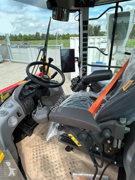 مُحمّلة Volvo  L90H2 Long Boom NEU