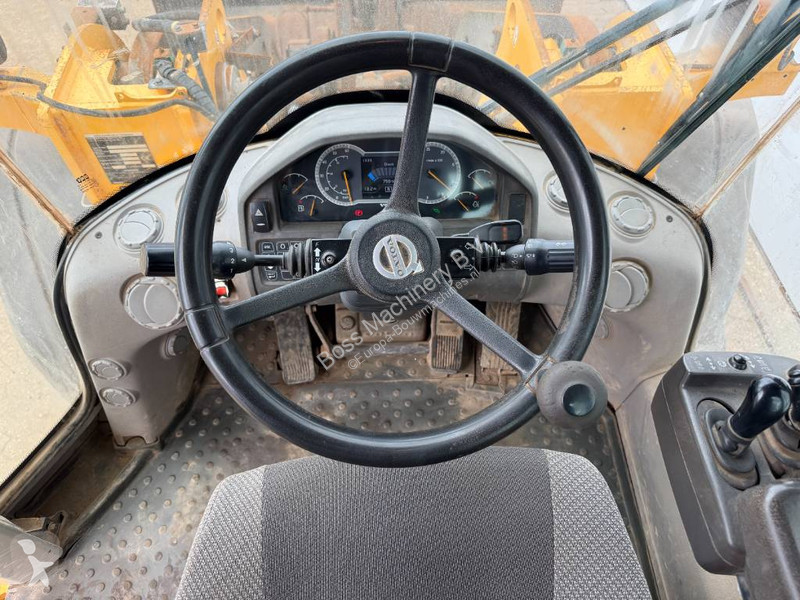 Nakladač Volvo - Weight System / Backup Camera
