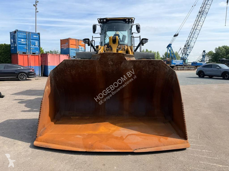 Nakladač Caterpillar 972 M