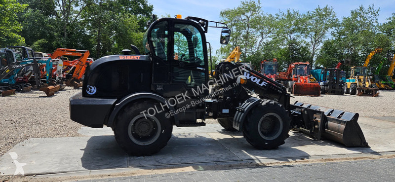 Nakladač  Wl 825 telescopic