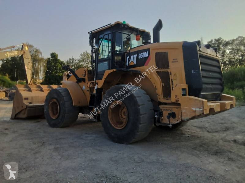 Nakladač Caterpillar 950M