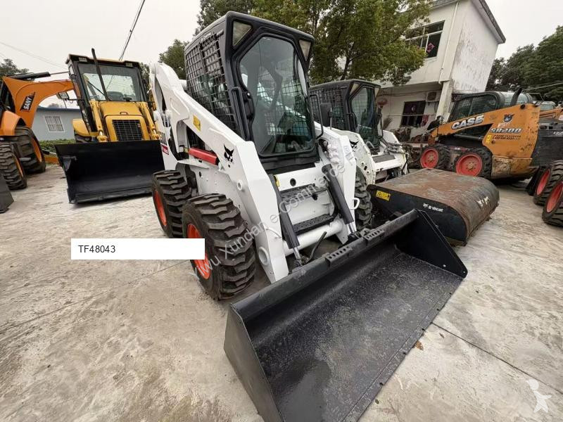 Nakladač Bobcat