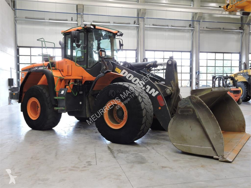 Фронтальный погрузчик Doosan