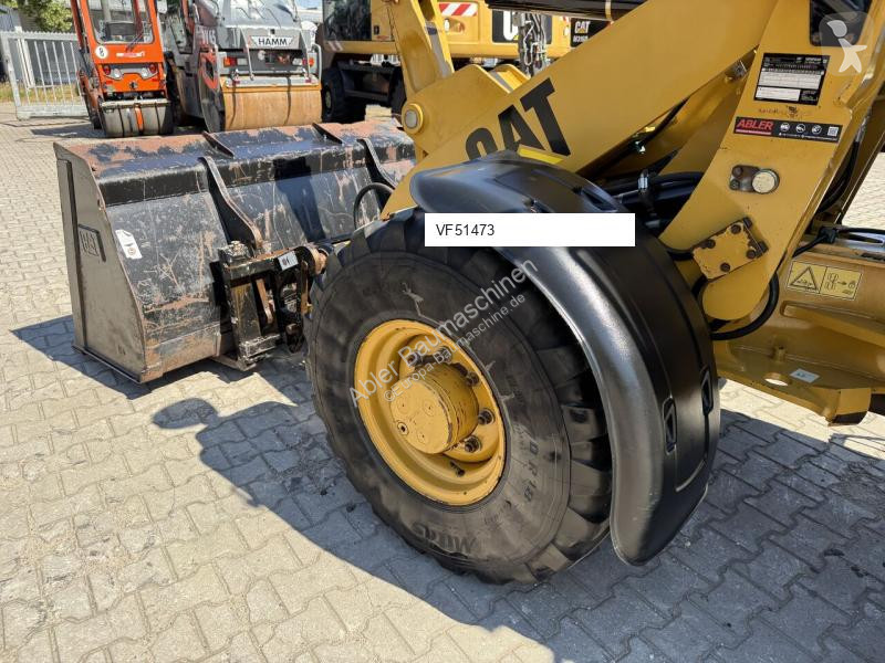 Pala Caterpillar CAT 906M Radlader 55 kW 5600 kg