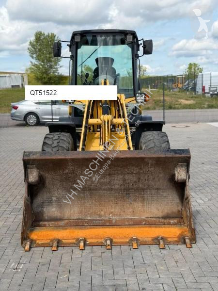 Nakladač Yanmar V80