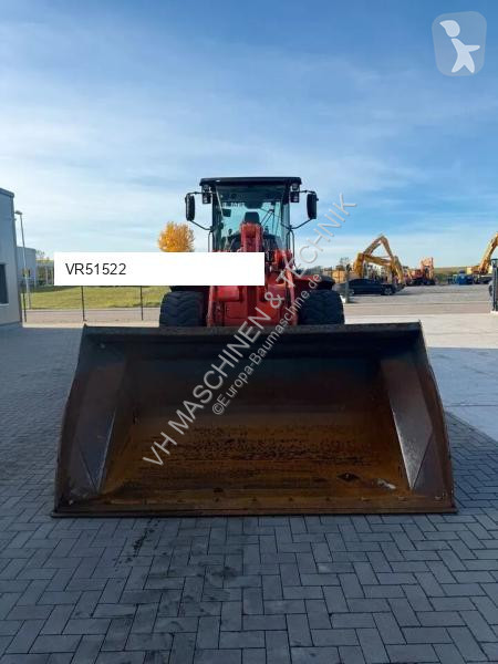 مُحمّلة Hitachi 1806