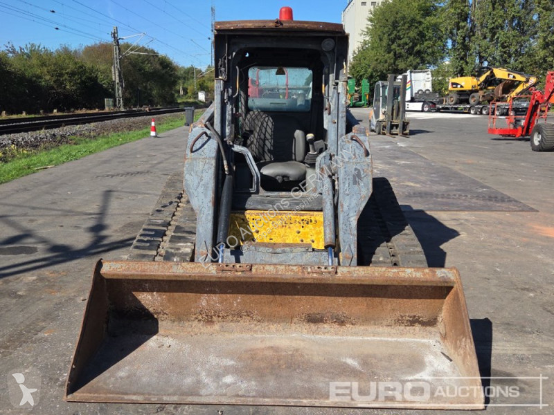 Lastare New Holland C190