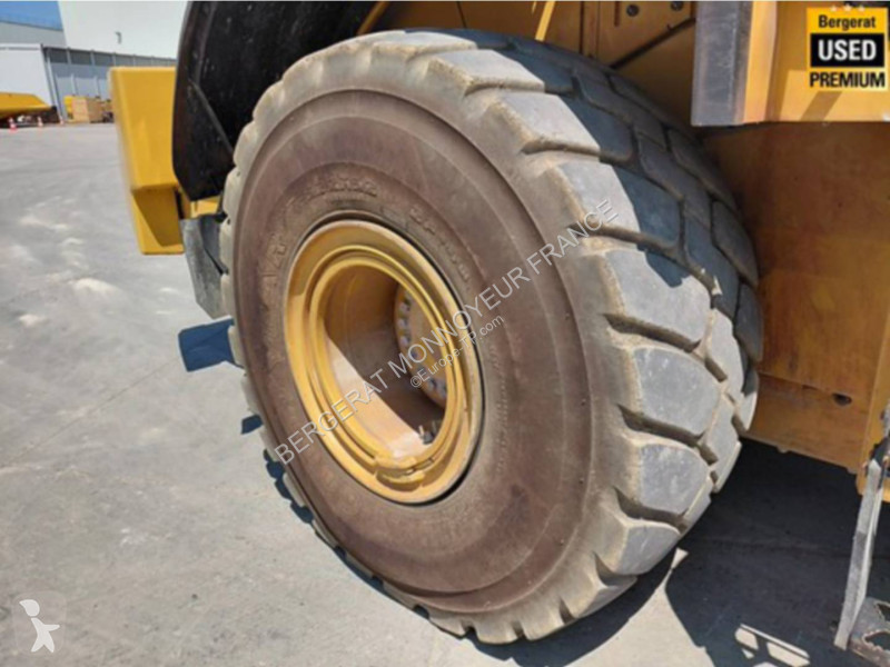 Nakladač Caterpillar 972 XE