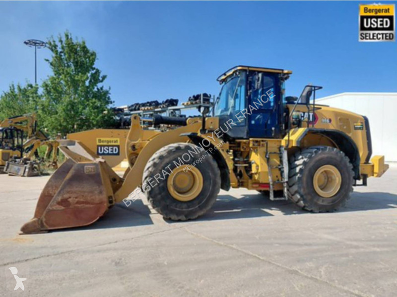 Nakladač Caterpillar 966