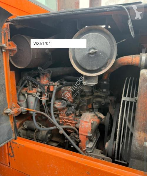 Nakladač Hitachi W90