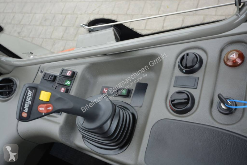 Nakladač Weycor (Atlas) AR 400