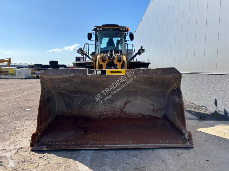 Nakladač Caterpillar 980 M