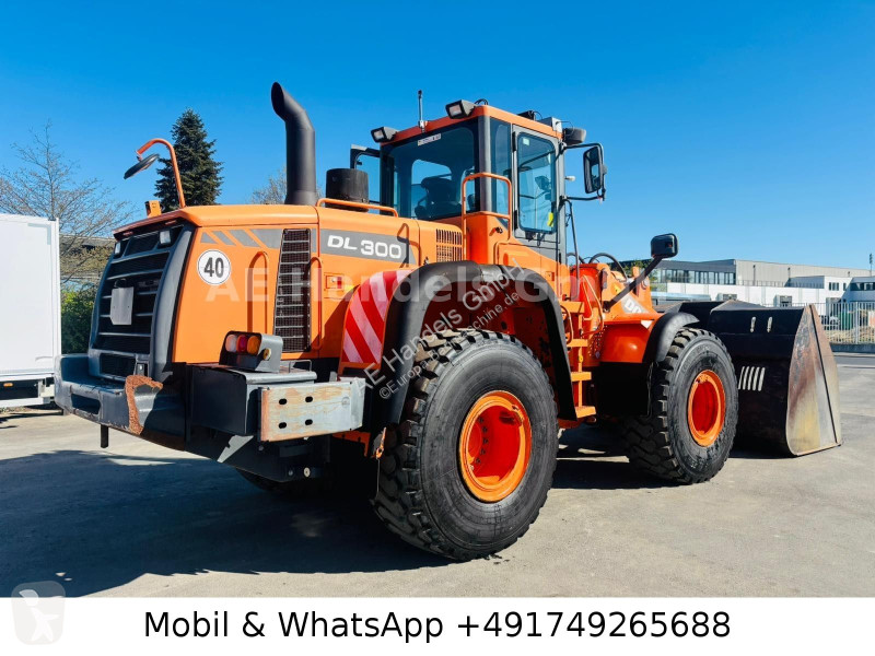 Фронтальный погрузчик Doosan...