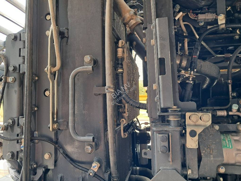 Nakladač Komatsu WA270-8 High Lift