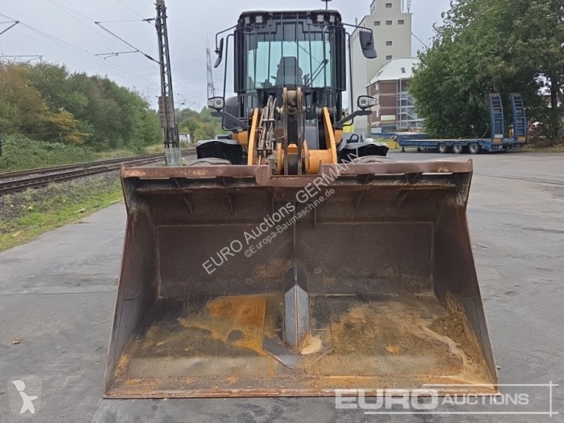Case 621G loader