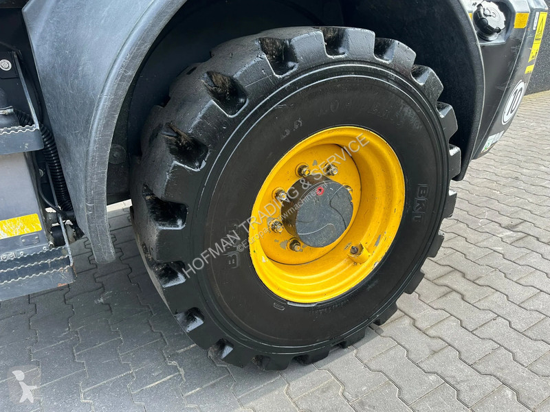 Nakladač Komatsu WA80M-8 | A/C