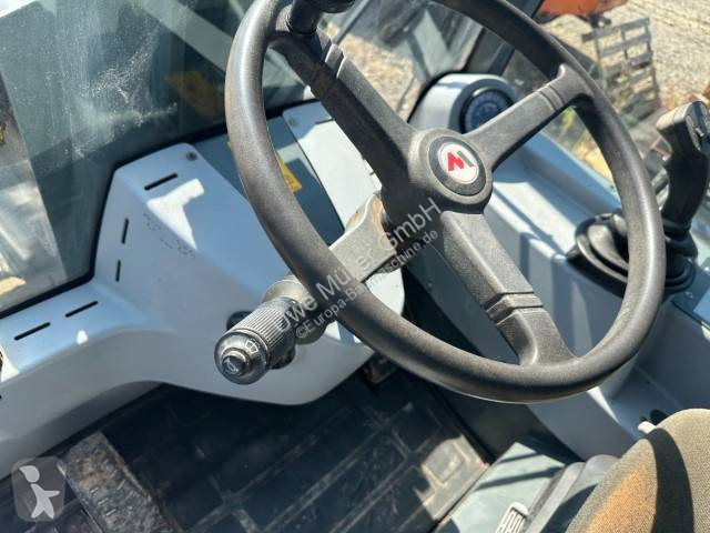 مُحمّلة Kramer 750 Radlader netto 25.000 EUR
