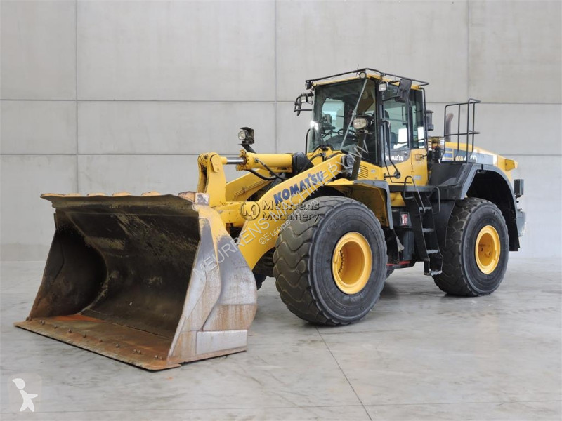 Nakladač Komatsu