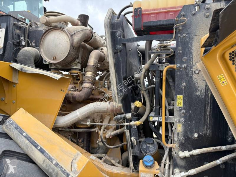 Nakladač Caterpillar 972 Next Gen