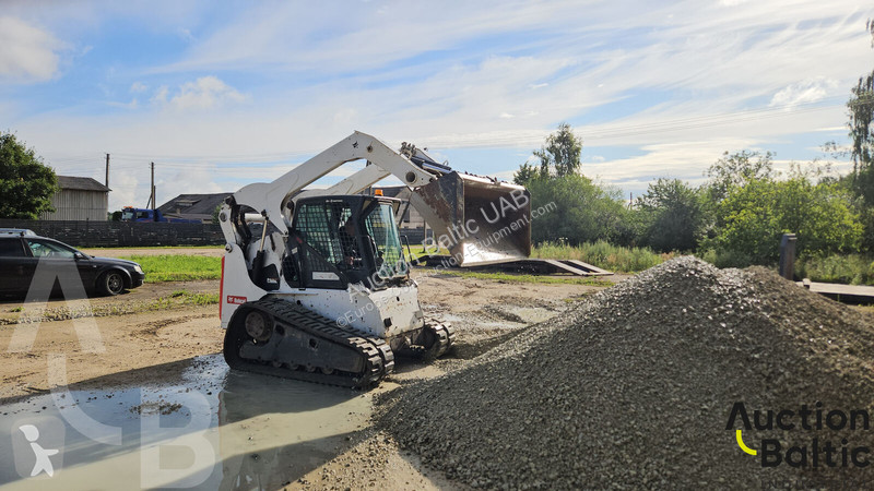 Фронтальный погрузчик Bobcat