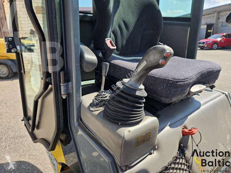 Nakladač Wacker Neuson WL20