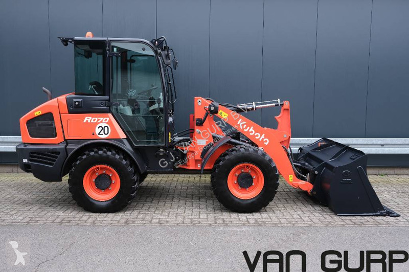 Nakladač Kubota R 070 | 2023 | 740h | Klima A/C
