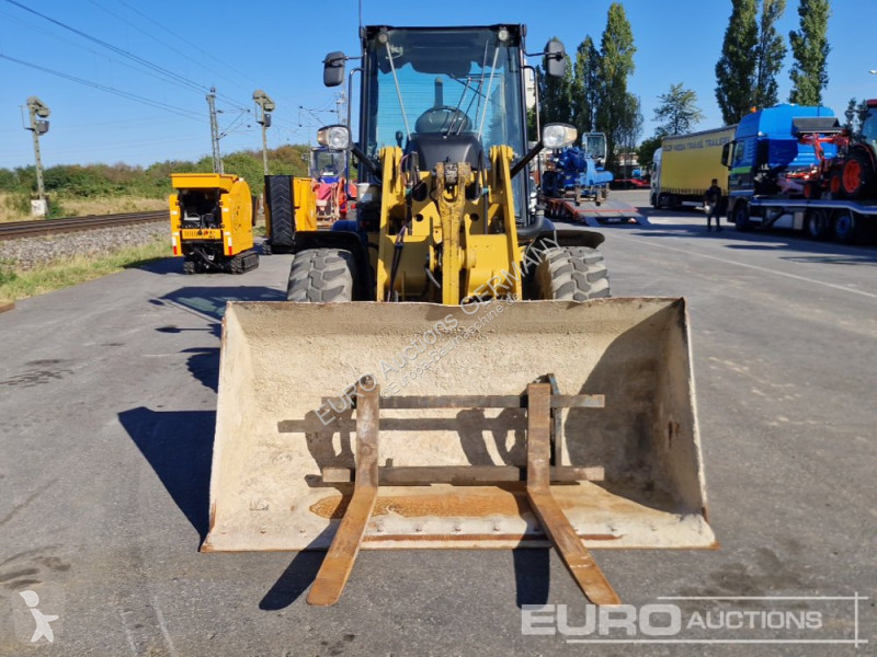Chargeuse Caterpillar 908M
