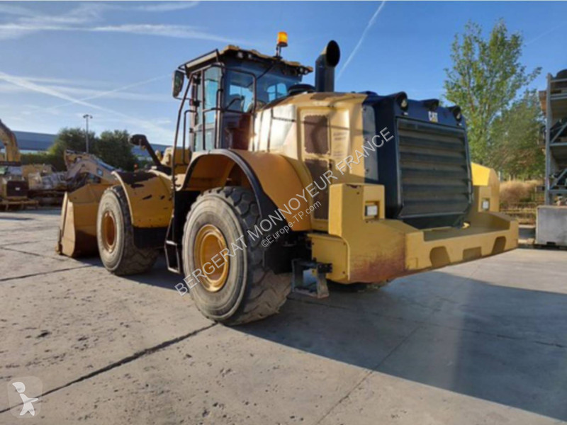 Pá carregadora Caterpillar 972M XE