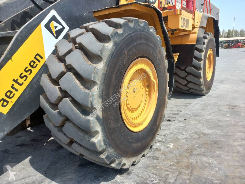 مُحمّلة Volvo L350H (EXW - Abu Dhabi)
