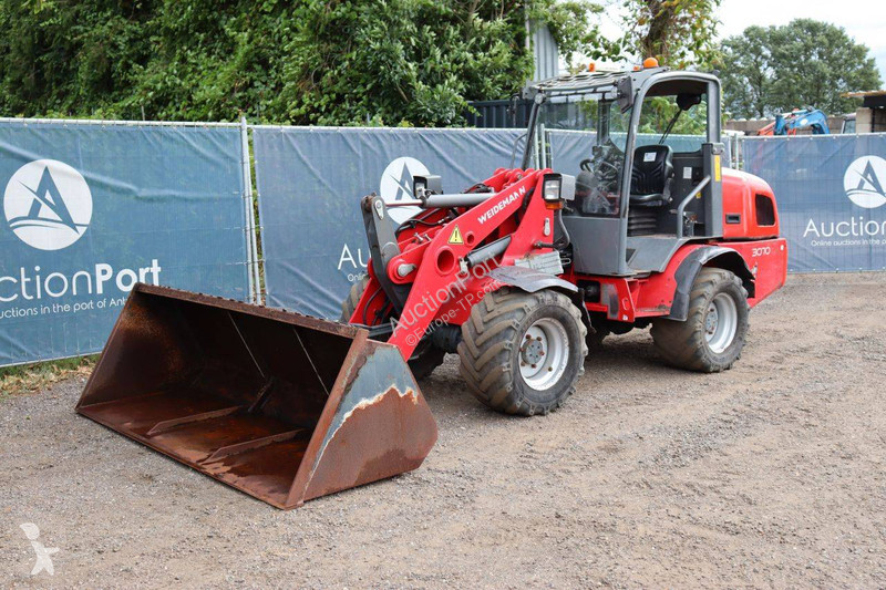 مُحمّلة Weidemann 3070CX