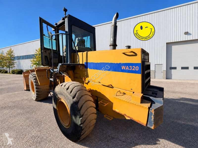 Lastare Komatsu 3201