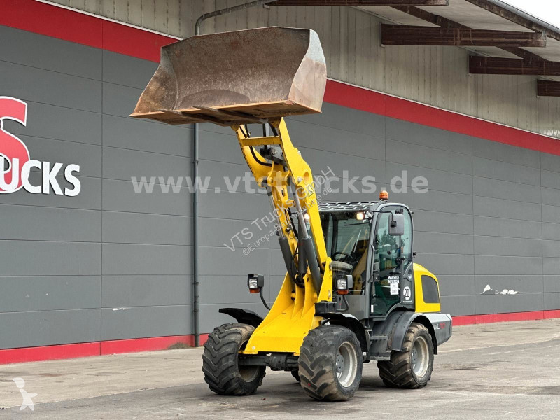Фронтальный погрузчик Wacker Neuson WL 70 4x4...