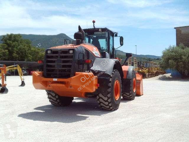 Chargeuse Hitachi 6