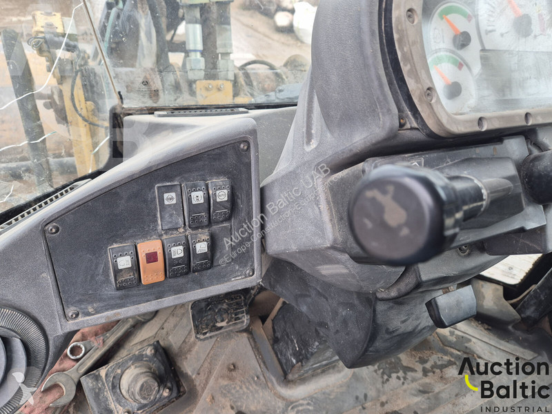 Фронтальный погрузчик Caterpillar