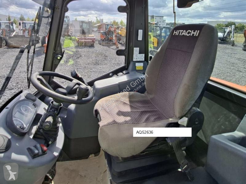 Nakladač Hitachi 6